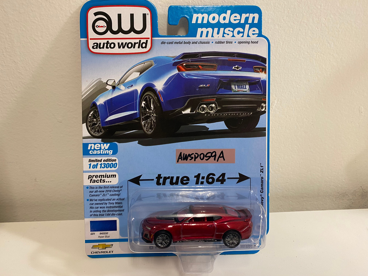 CHASE CAR 2018 Chevrolet Camaro ZL1 (Red Metallic) "Modern Muscle" Limited Edition to 13000 pieces Worldwide 1/64 Diecast Model Car by Autoworld