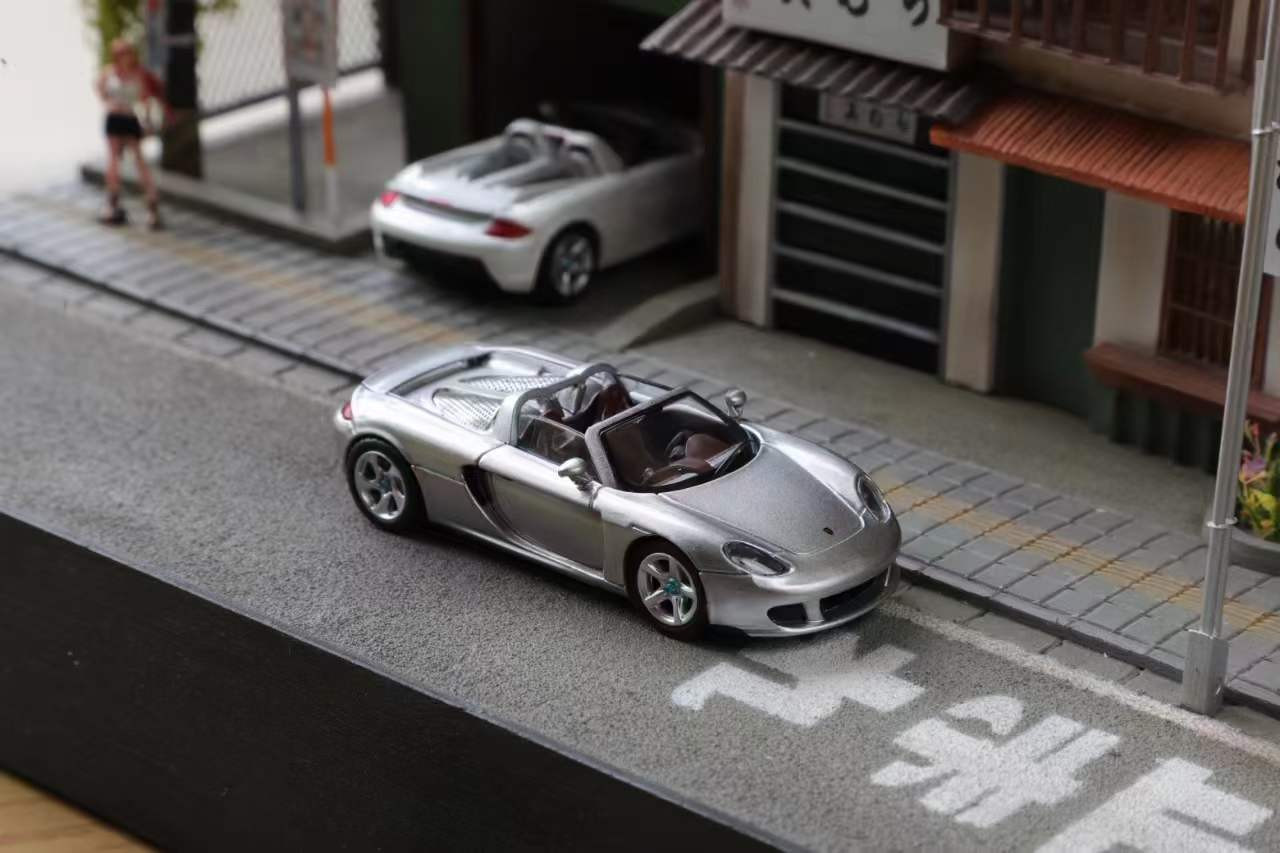 1/64 Funny Model Porsche Carrera GT (Silver Grey) Diecast Car
