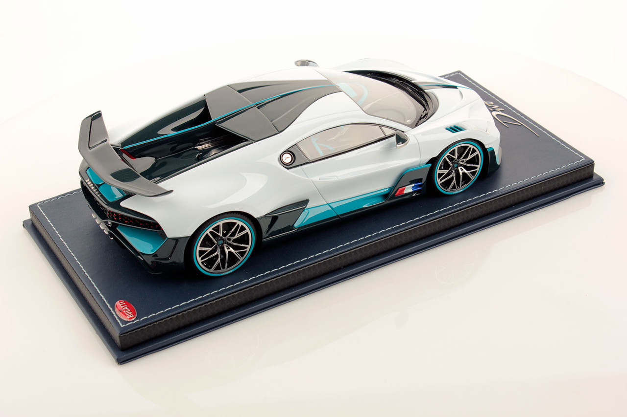 1/18 MR Bugatti Divo (Quartz White Glossy) Resin Car Model Limited