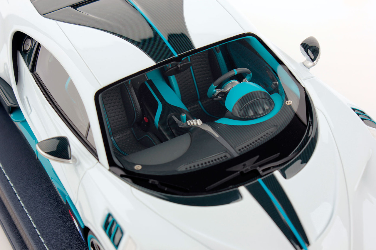 1/18 MR Bugatti Divo (Quartz White Glossy) Resin Car Model Limited