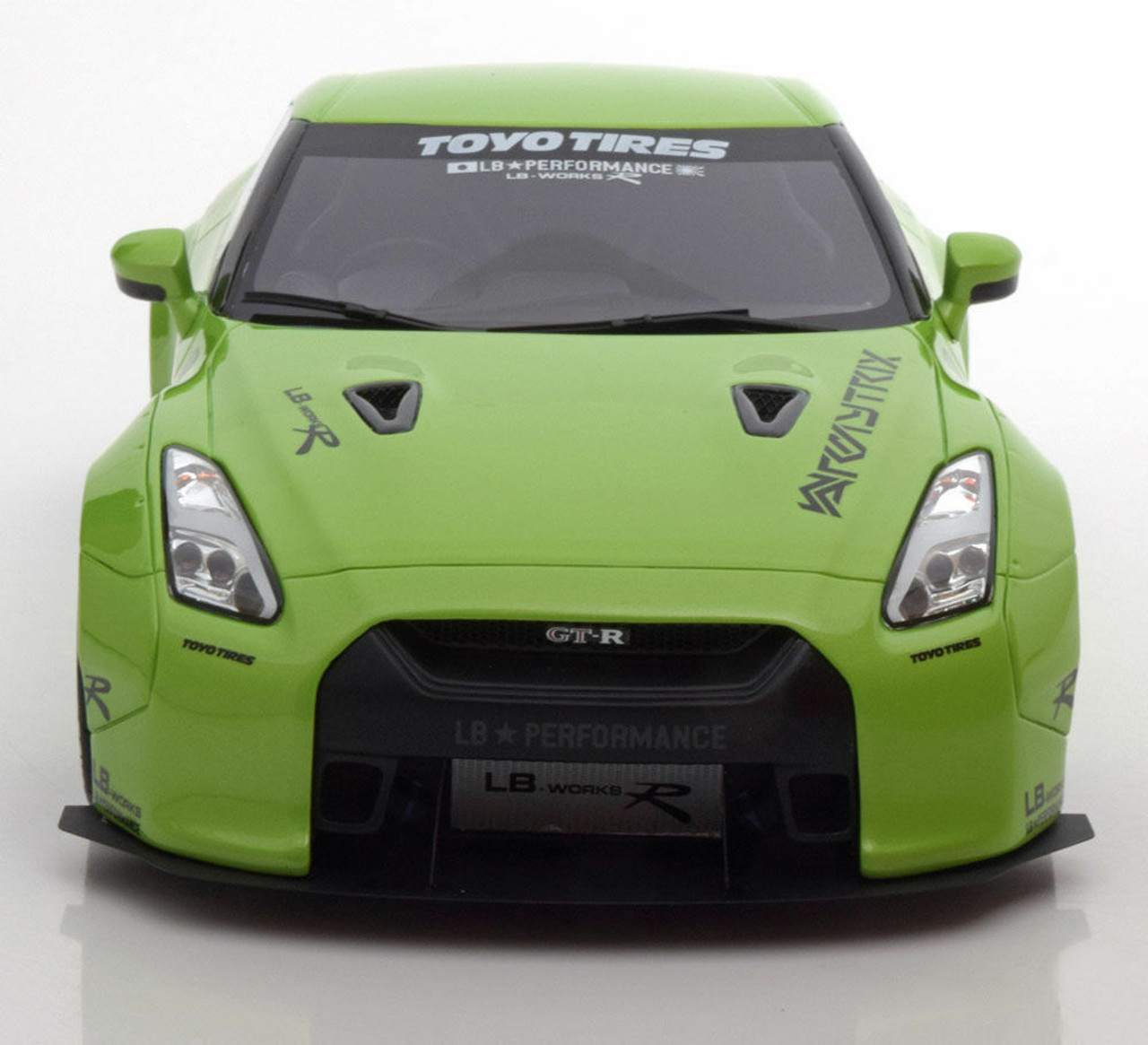 限定504台】GT SPIRIT NISSAN GT-R (R35) グリーン - おもちゃ/ぬいぐるみ