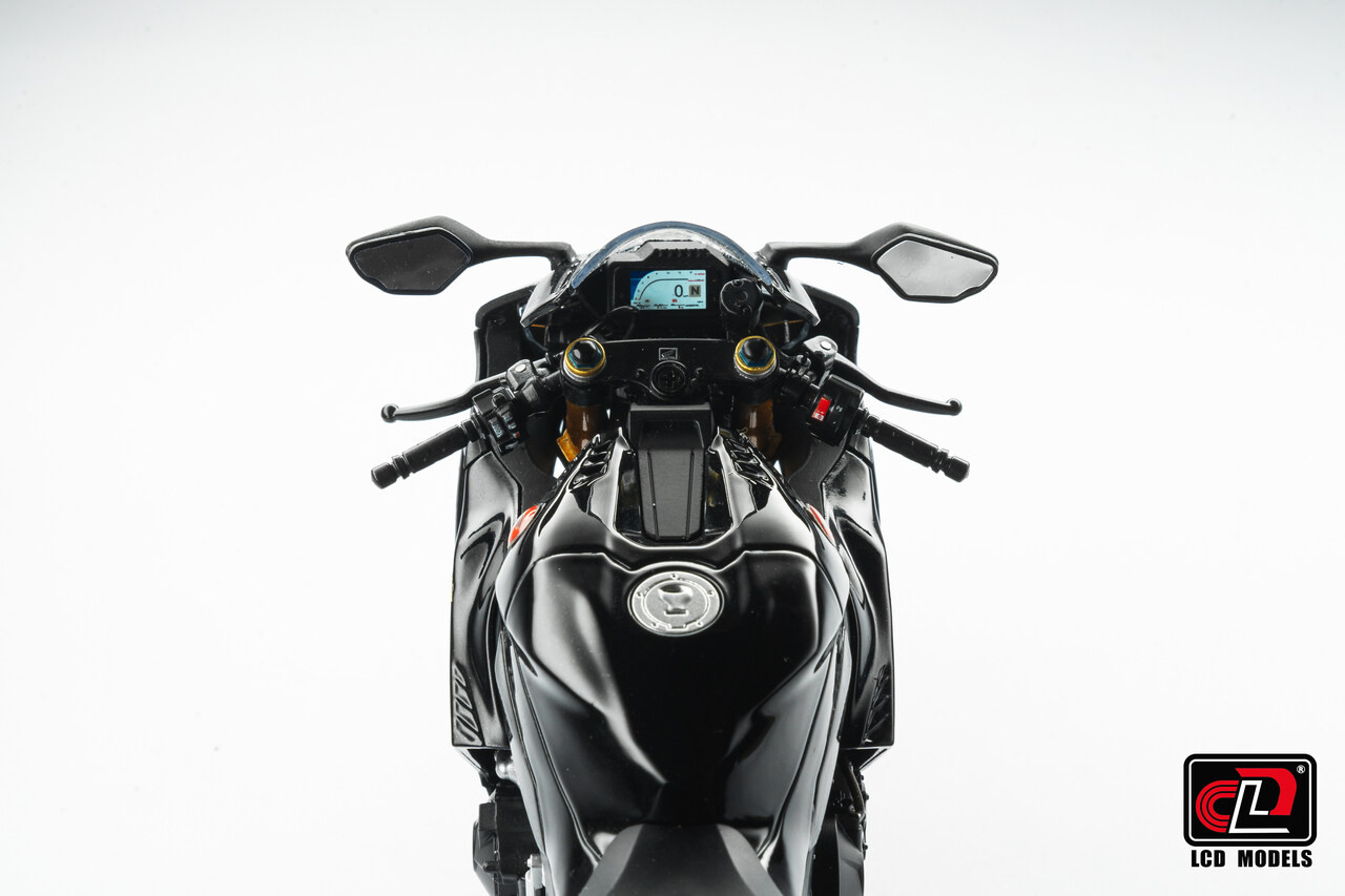 ミニカー LCDMODELS 1/12 HONDA CBR1000RR-R Amazon | LCD MODELS 1/12 ホンダ CBR1000RR-R FIREBLADE SP