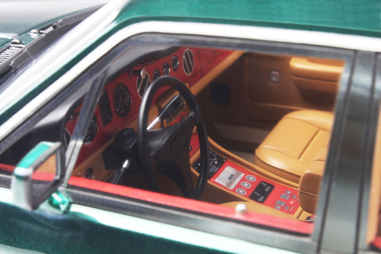 1/18 GT Spirit 1989 Bentley Turbo R (Green) 30th Anniversary