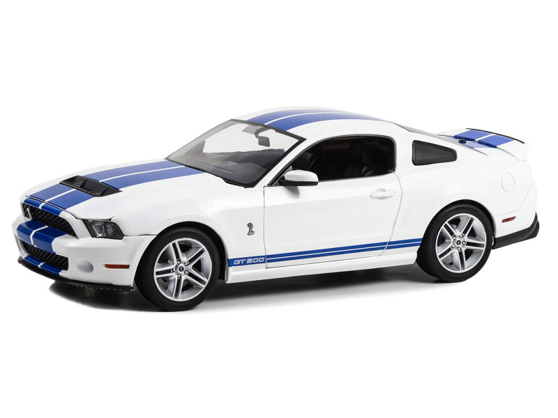 マスタング　 Shelby GT500 純正　ミニカー 1/18　2011 2011 Ford Shelby GT500 Performance White with Grabber Blue Stripes
