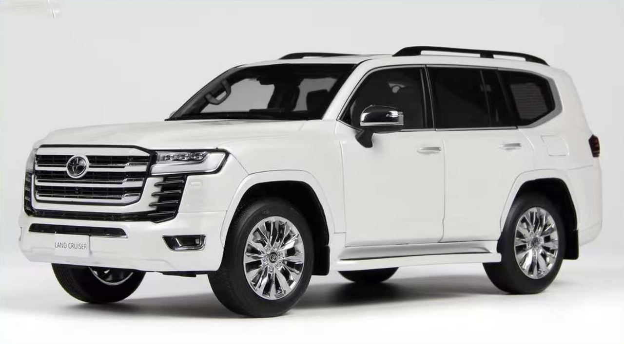 【送料無料】★トヨタ純正★美品★ランクルなど★18インチ★1枚★ 1／18 トヨタ ランドクルーザー 300 Land Cruiser 新ですが写真撮影為