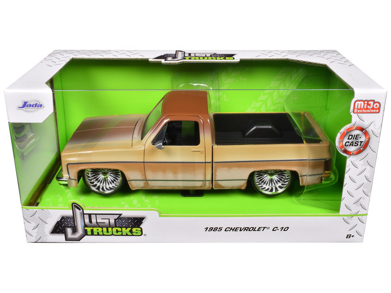 1/24 Jada 1985 Chevrolet C10 Pickup with Daytona Wire Wheels