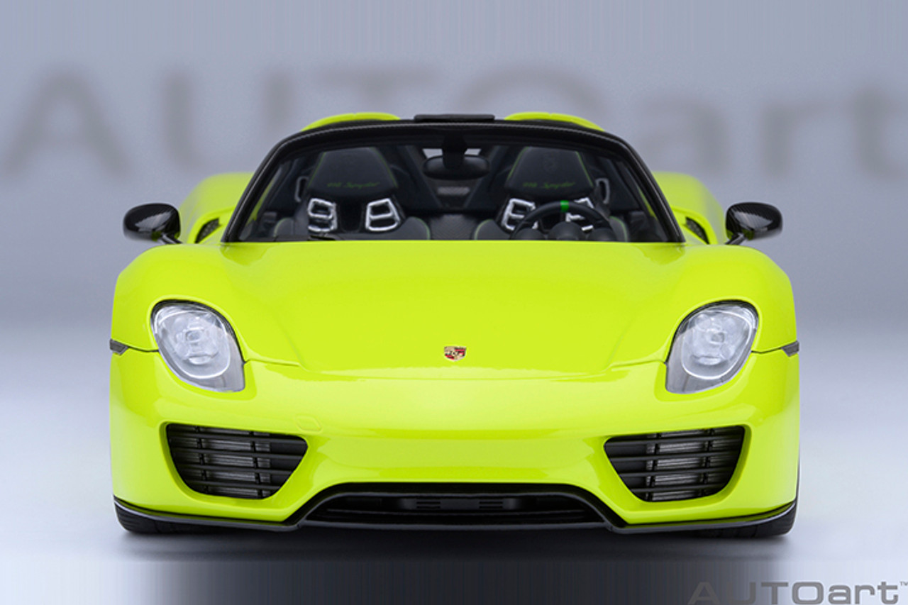 Porsche 918 Spyder 1/18ミニカーライムグリーン Porsche 918 Spyder 1/18ミニカーライムグリーン PORSCHE 918