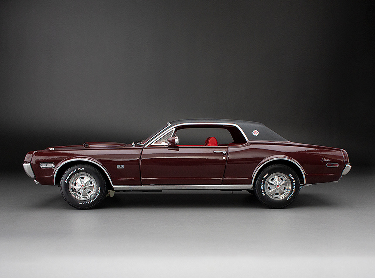 1/18 Sunstar 1968 Mercury Cougar XR7G (Black Cherry Red) Diecast Car Model