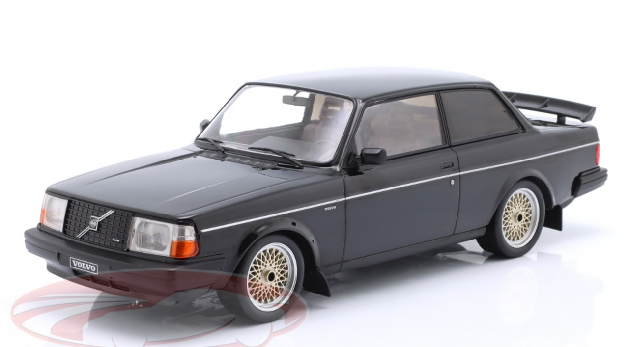 1/18 ボルボ240 ターボ 1/18 Ixo Volvo 240 Turbo Custom (Black) Car Model