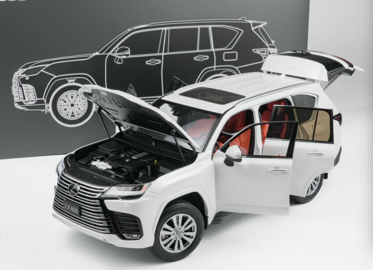 1/18 LCD Model Lexus LX600 (White) Full Open Diecast Car Model