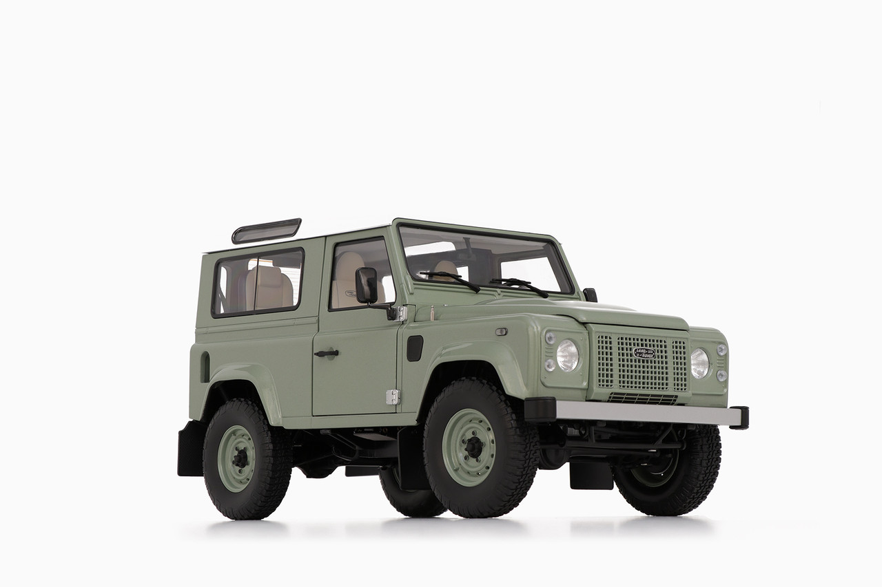 1/18 Almost Real AR Land Rover Defender 90 Heritage Edition (Green) Diecast Car Model