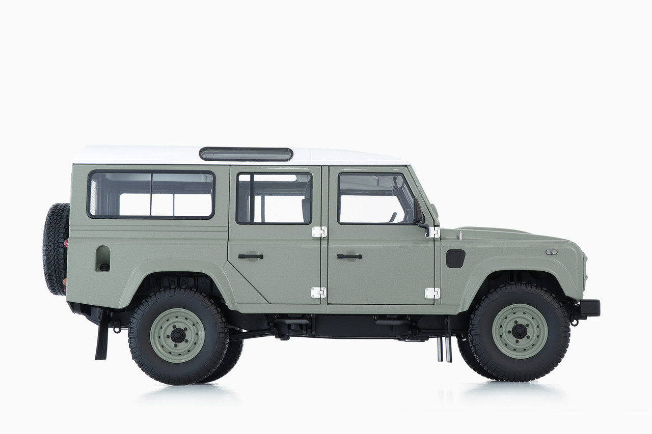 1/18 Almost Real AR Land Rover Defender 110 Heritage Edition