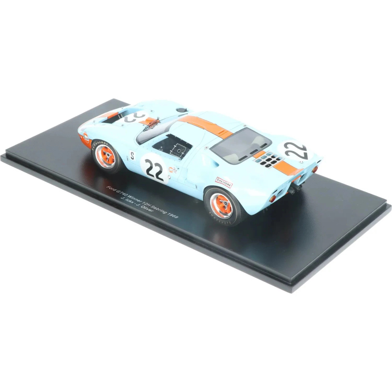 1/18 Spark Ford GT40 No.22 Winner 12H Sebring 1969 J. Ickx – J