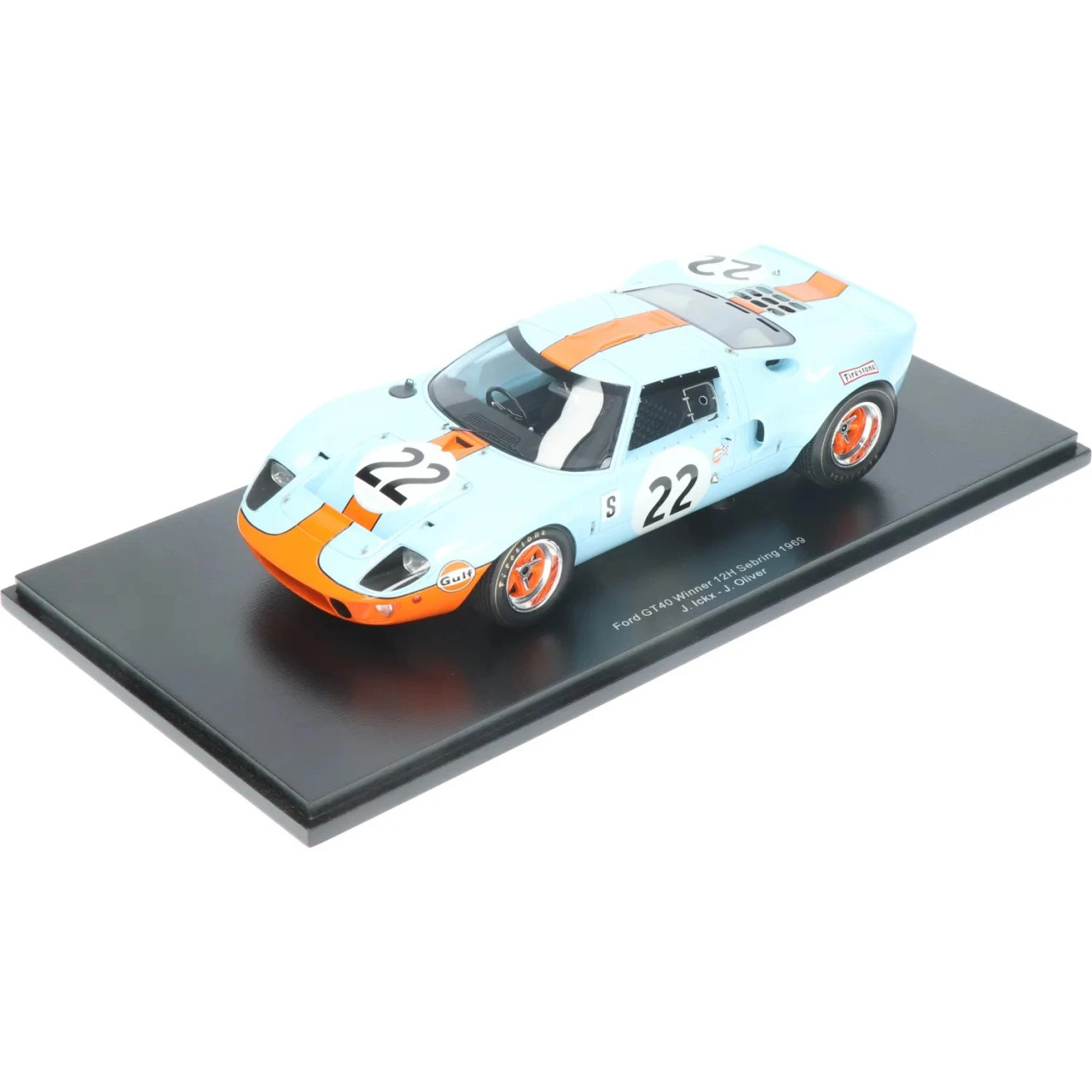 1/18 Spark Ford GT40 No.22 Winner 12H Sebring 1969 J. Ickx – J