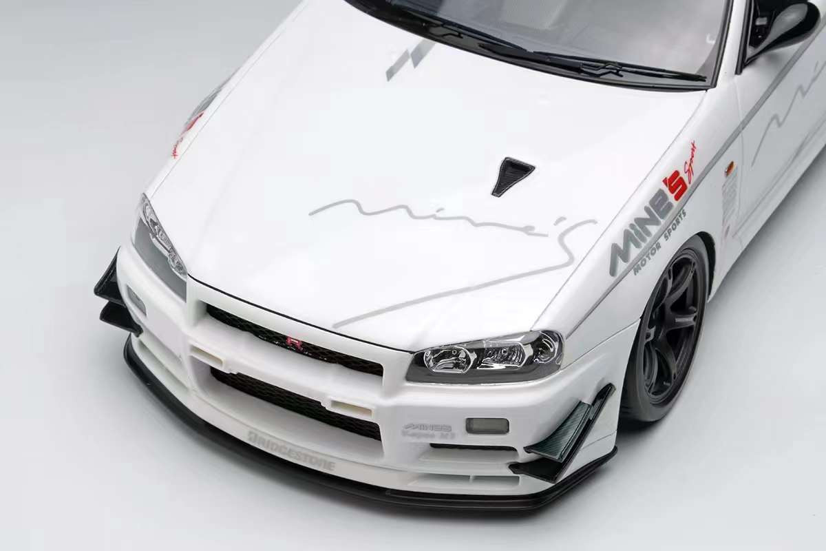 1/18 Makeup 2024 Nissan Mine's Skyline GT-R BNR34 V-Spec N1 Tokyo