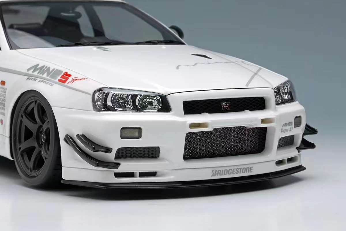 メイクアップ アイドロン MINE'S GT-R R34 オートサロン2026 1/18 Makeup 2024 Nissan Mine's Skyline GT-R BNR34 V-Spec N1 Tokyo