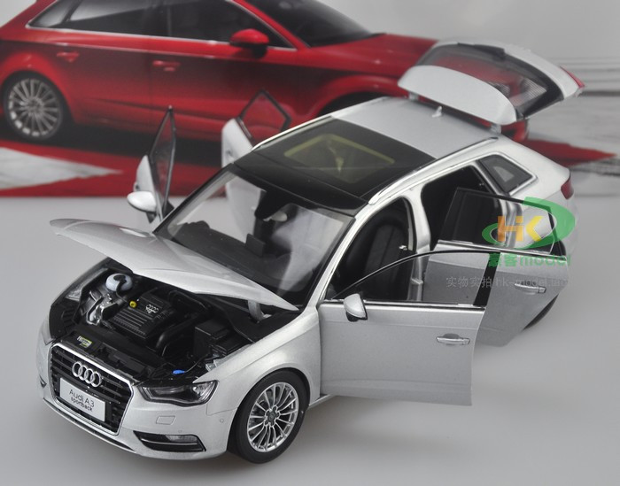 1/18 Dealer Edition Audi A3 Sportback (Silver) Diecast Car Model