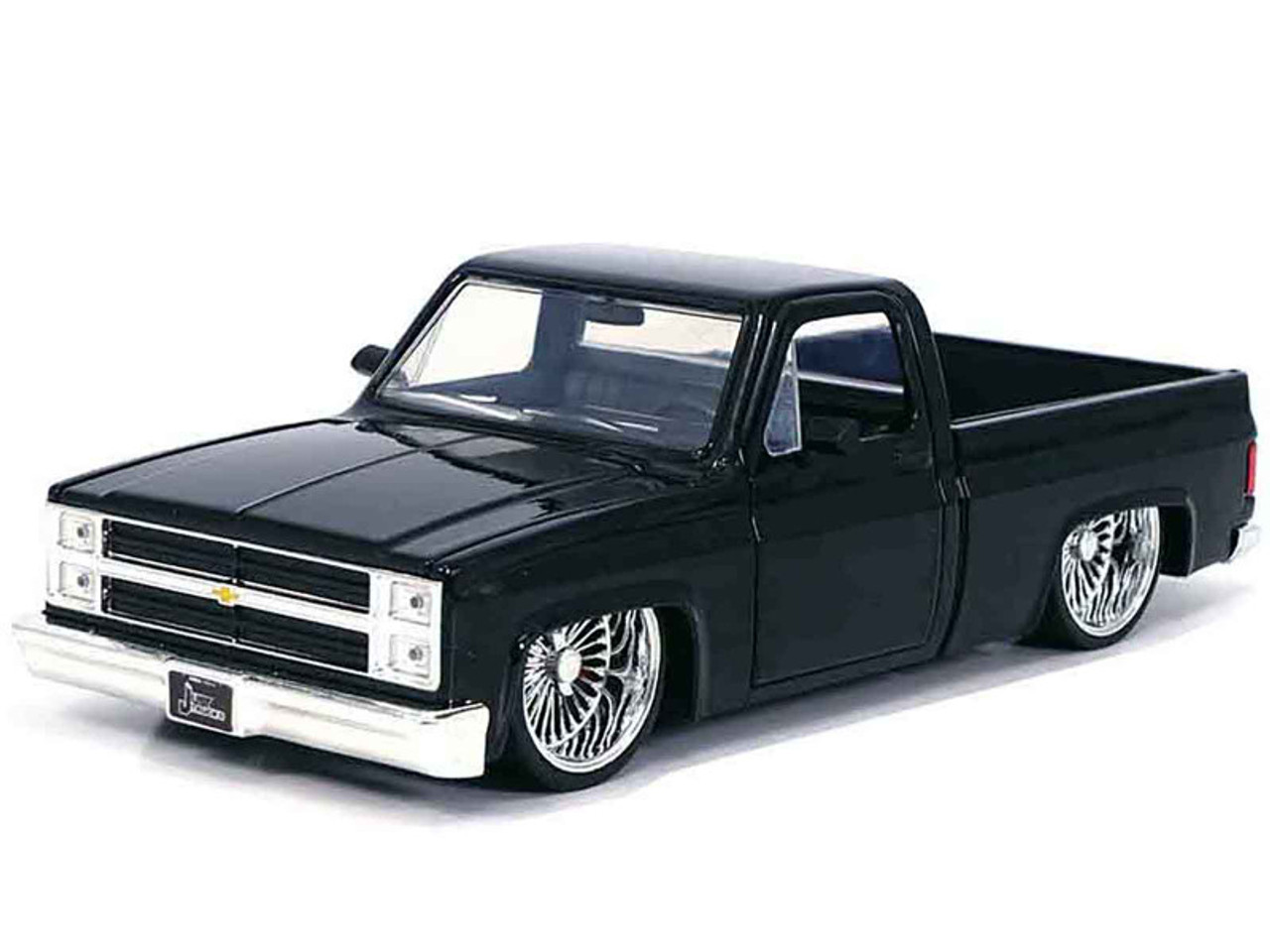 1/24 Jada 1985 Chevrolet C10 Pickup with Wire Wheels (Black