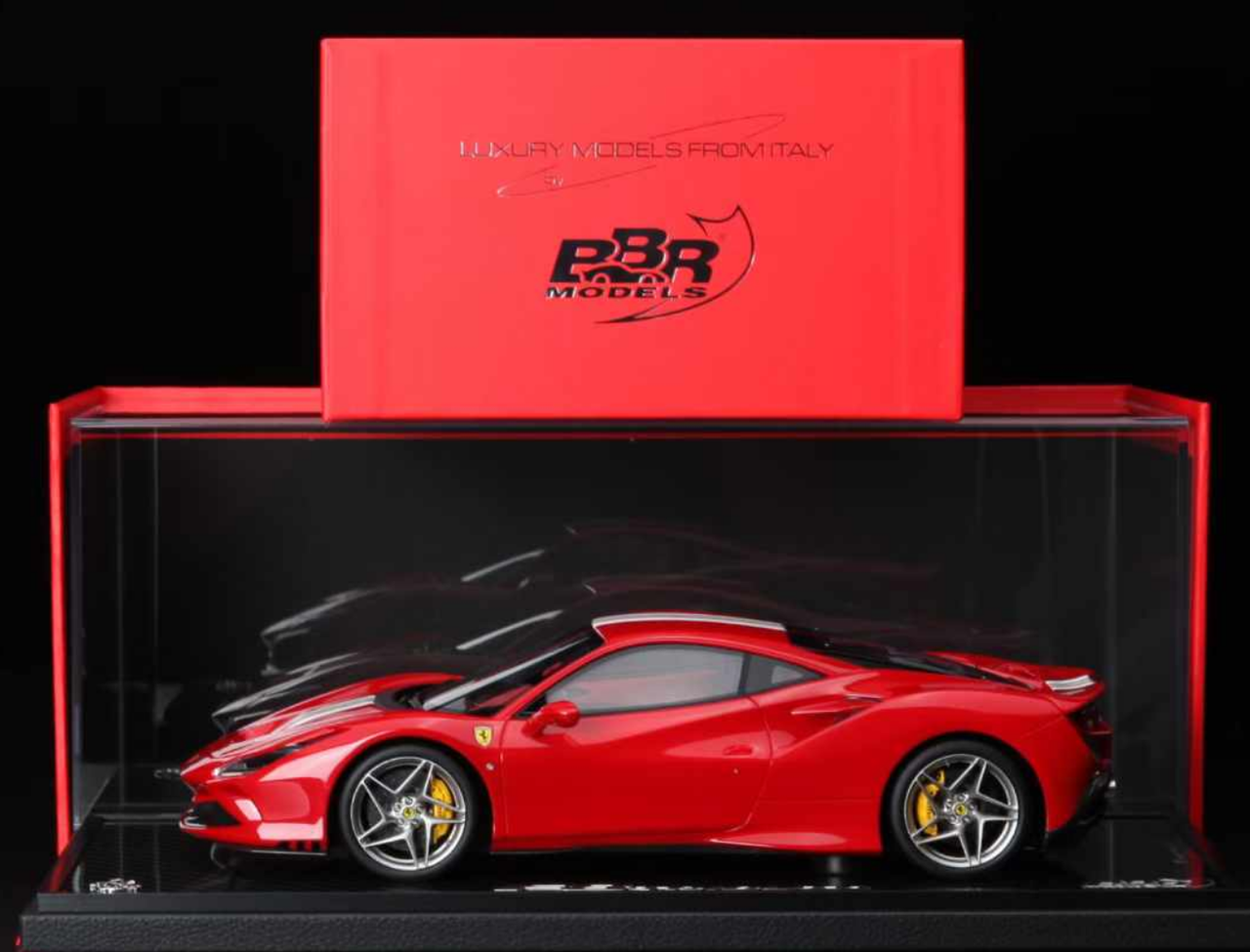 自動車 Ferrari F8 Tributo 1/18 BBR Models 1/18 BBR Ferrari F8 Tributo (Red with Italian Flag Stripe
