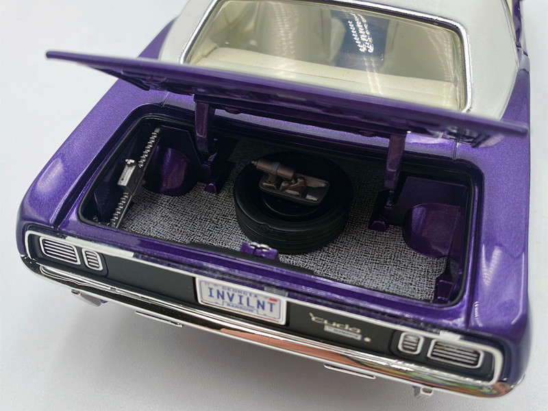1/18 ACME 1971 Plymouth 383 Cuda Vinyl Top (Purple Blue) Diecast