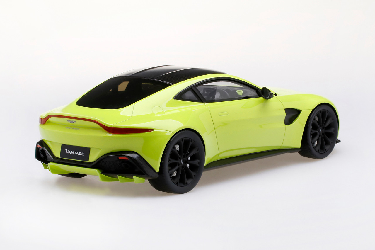 1/18 Top Speed Aston Martin Vantage Lime Essence (Yellow / Green) Resin Car Model Limited