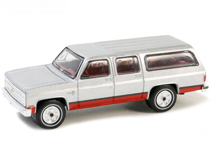 1/64 Greenlight 1981 Chevrolet Suburban (Silver Metallic & Red
