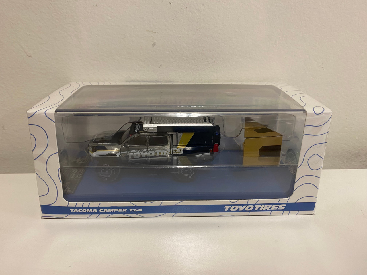 CHASE CAR 1/64 GCD Toyota Tacoma Camper Open Country Toyo Tires