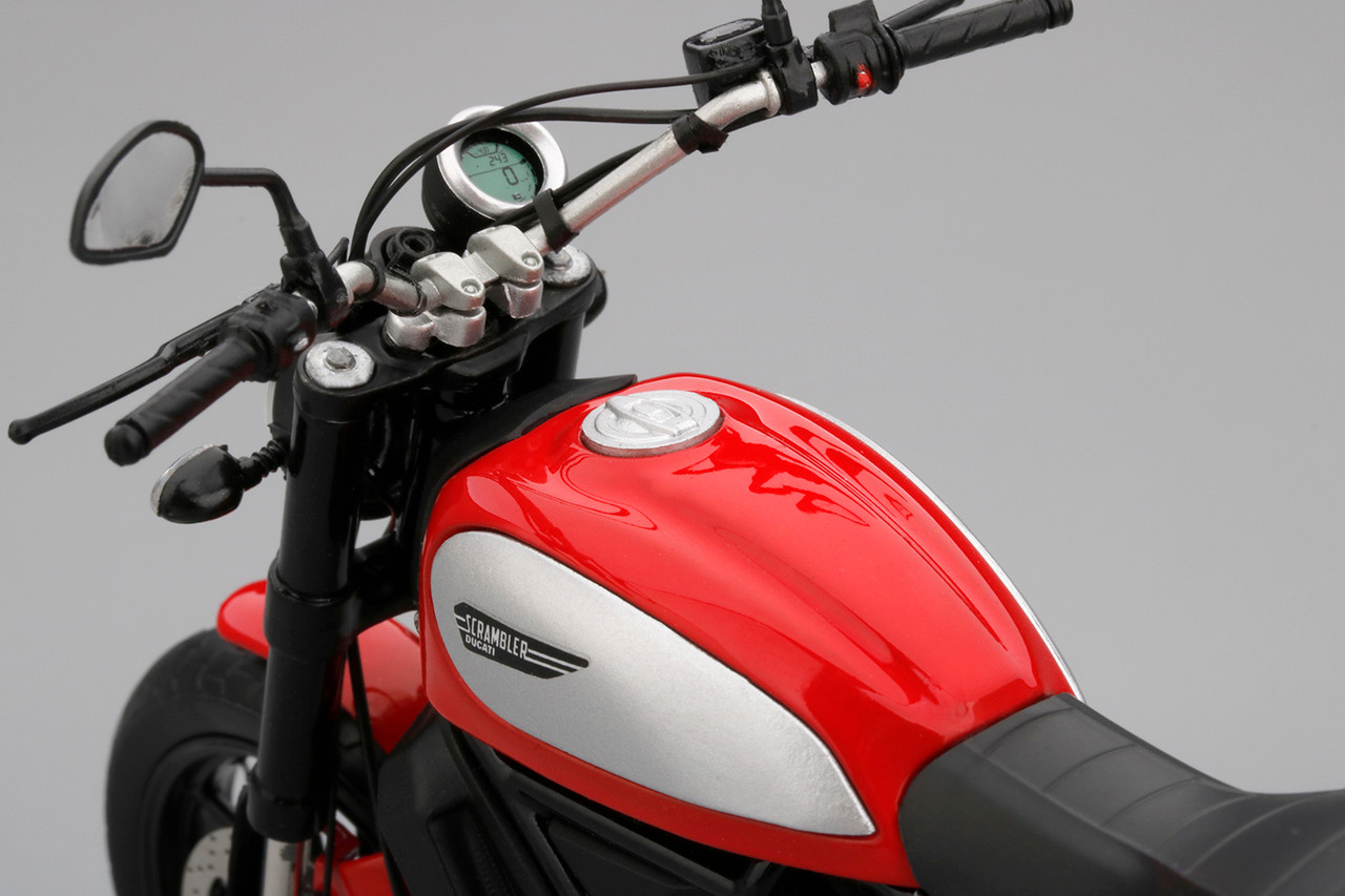 1/12 TSM Ducati Scrambler Icon 2015 Rosso Ducati Diecast Model