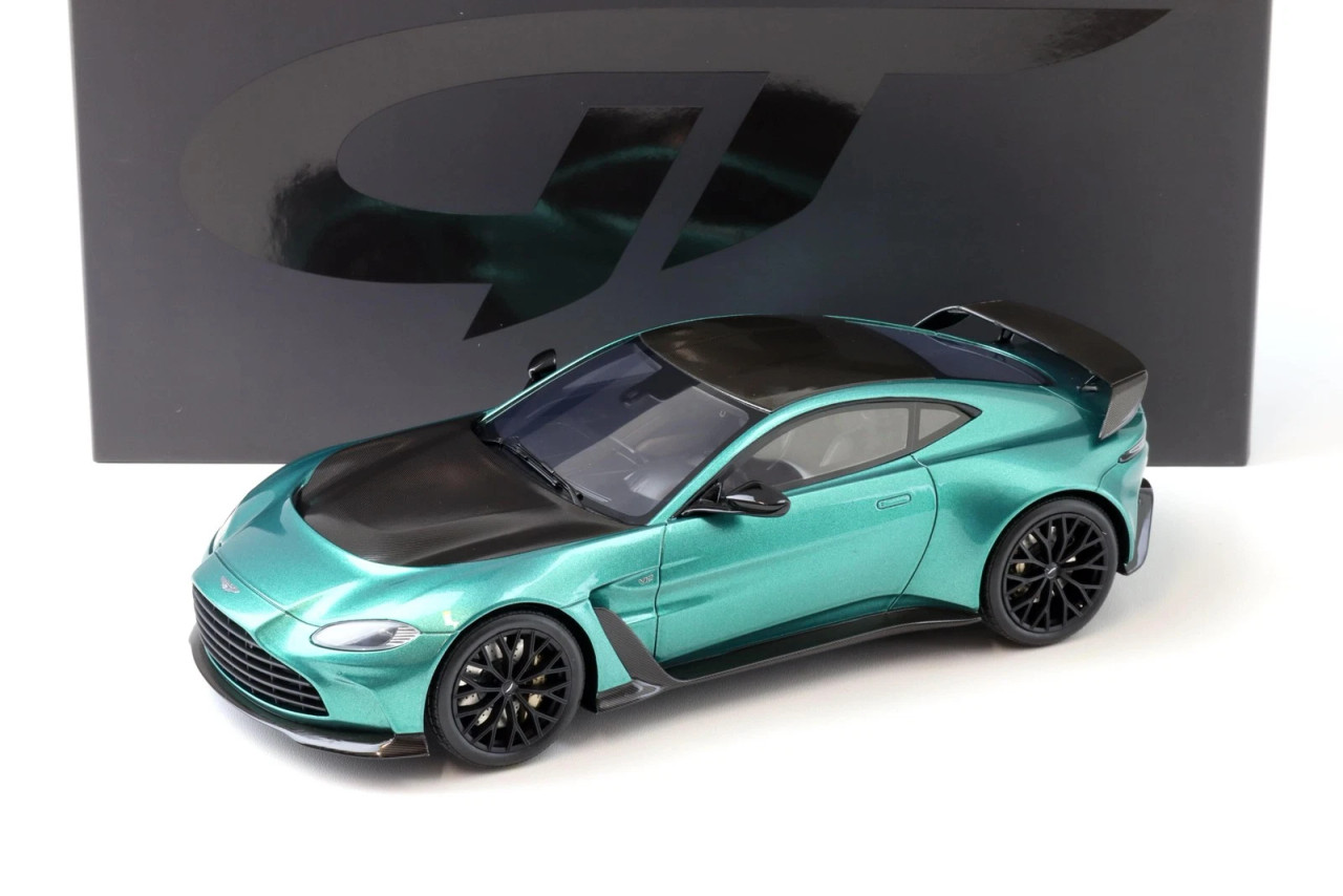 1/18 GT Spirit 2023 Aston Martin Vantage V12 (Green) Car