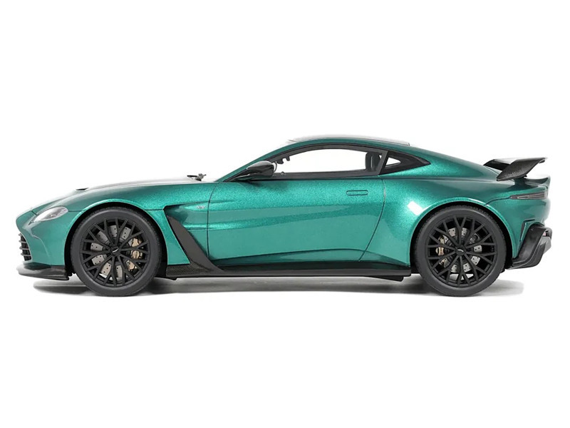 1/18 GT Spirit 2023 Aston Martin Vantage V12 (Green) Car Model