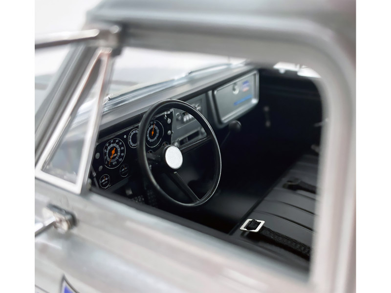 1/18 ACME 1967 Chevrolet C-30 Ramp Truck Yenko Super Cars Diecast Car Model