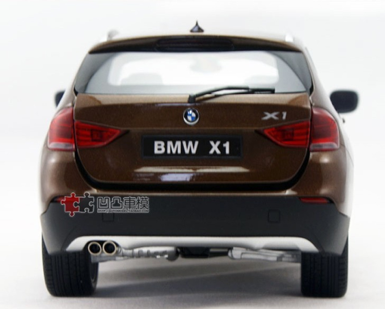 KYOSHO 1/18 BMW X1 (BROWN) DIECAST CAR MODEL - LIVECARMODEL.com