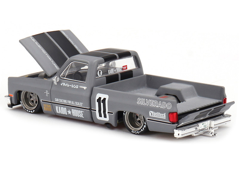 1/64 Kaido House & Mini GT Chevrolet Silverado KAIDO V2 (Silver