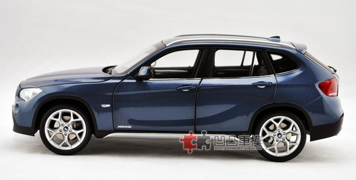 1/18 Kyosho BMW X1 E84 1st Generation (2009-2015) (Blue) Diecast