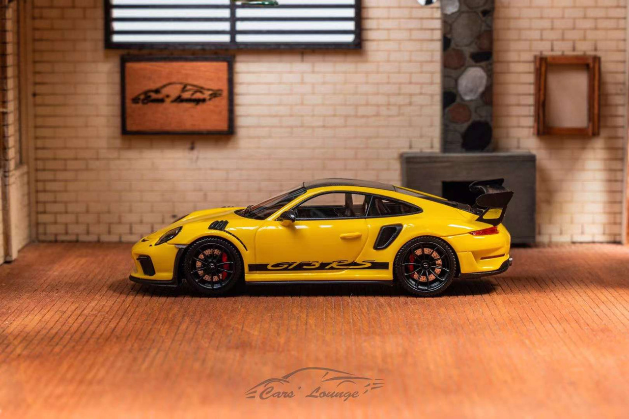 1/64 Cars' Lounge Porsche 911 GT3 RS (991.2) (Racing Yellow