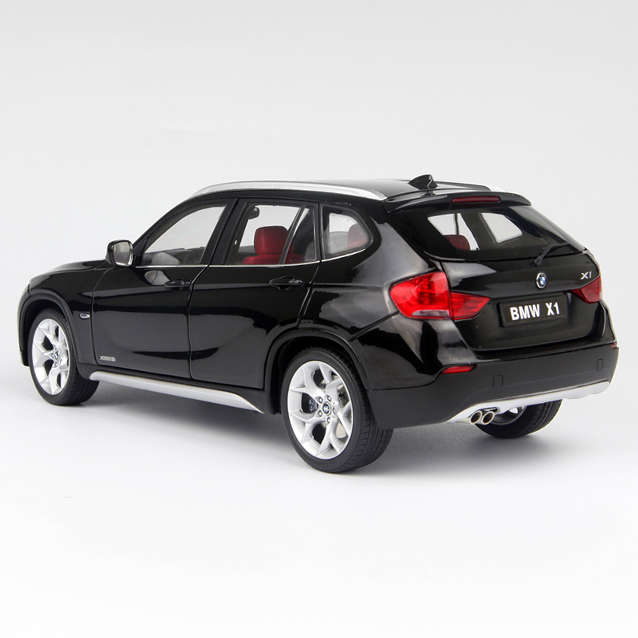BMW X1 xDrive 28i E84 ミニカー京商 1/18 Kyosho Kyosho 1:18 BMW X1 xDrive 28i red 08791VR model car 08791VR
