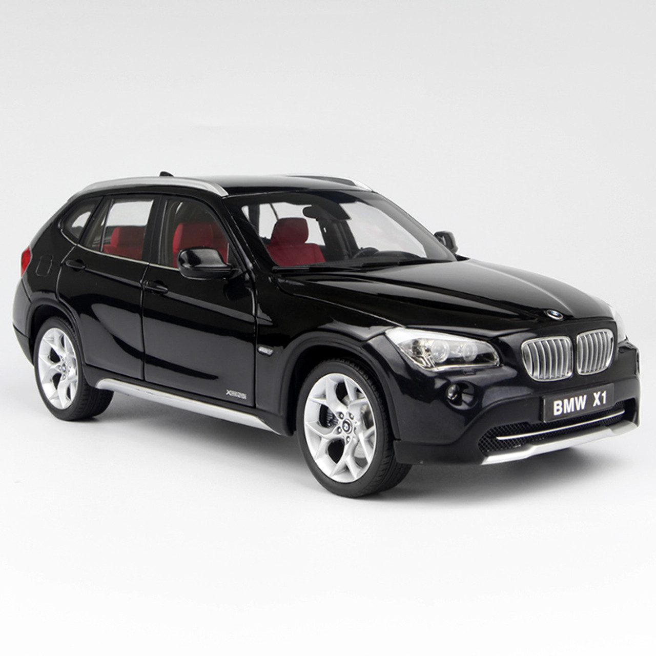 京商 1/18 BMW 120i Black BMW 1 Series 京商 1/18 BMW 120i Black BMW 1 Series Kyosho 1/18 BMW 120I Black