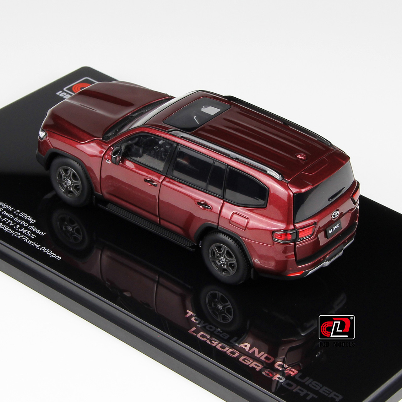 1/43 LCD Toyota Land Cruiser LC300-GR Sport (Red) Full Open