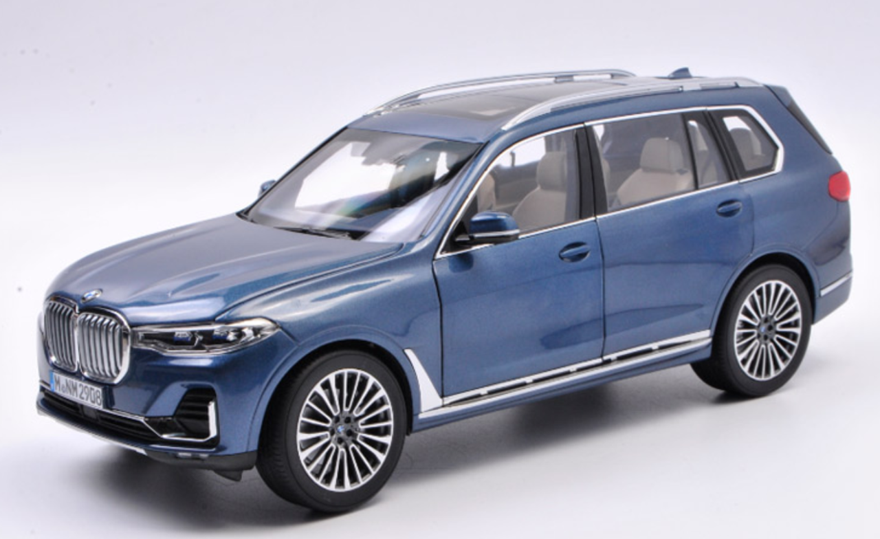 1/18 Dealer Edition BMW X7 G07 (Blue) Diecast Car Model 