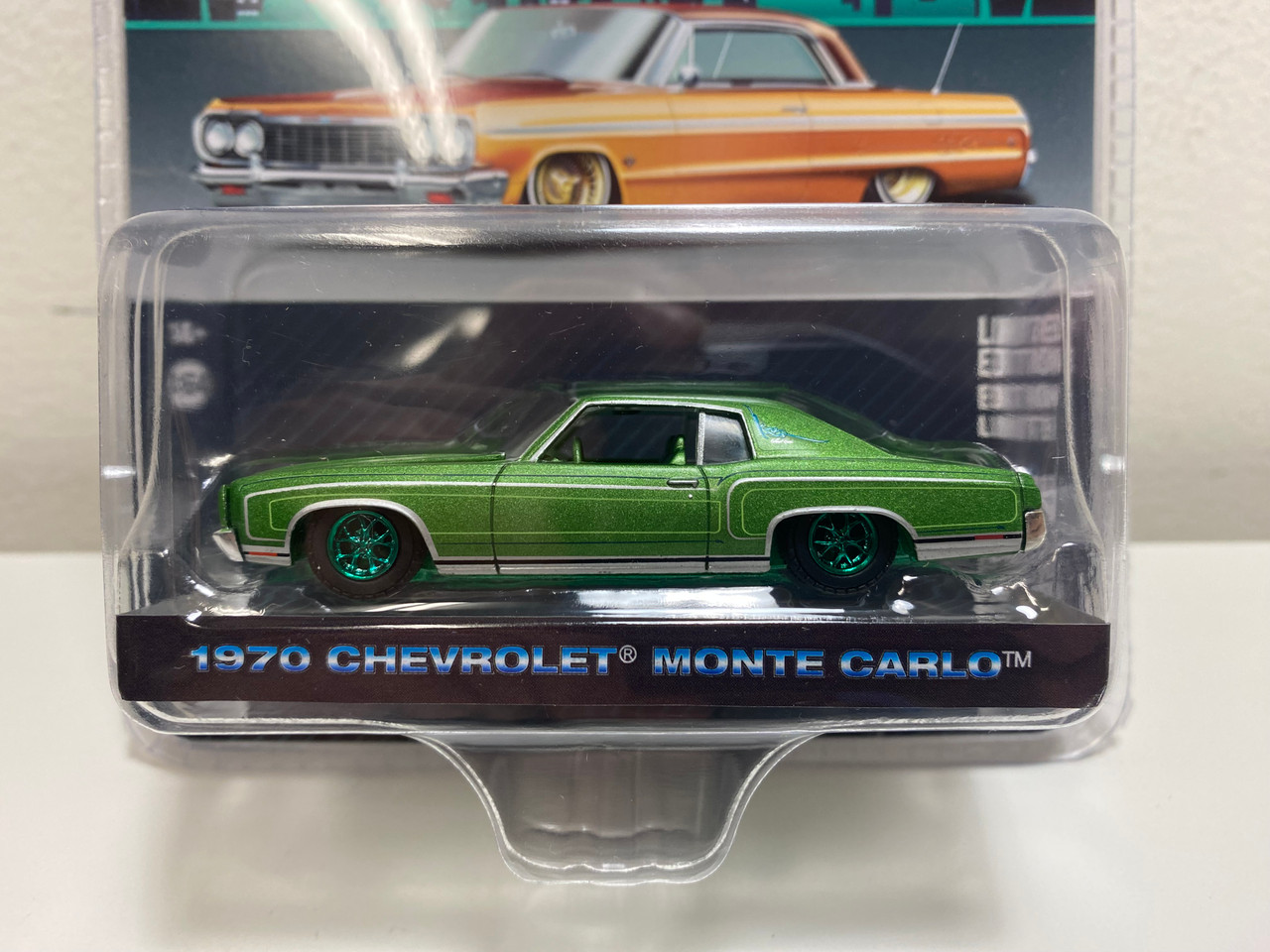 CHASE CAR 1/64 Greenlight 1970 Chevrolet Monte Carlo (Green