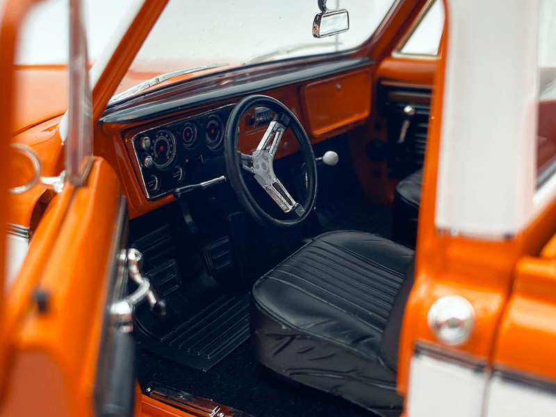 1/18 ACME 1970 Chevrolet C-10 Pro Touring (Orange & White) Diecast