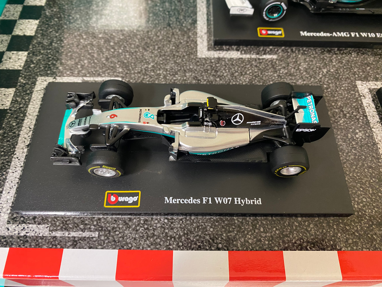 1/43 6-Car Mercedes Formula 1 Set 2016 Nico Rosberg #6, 2019