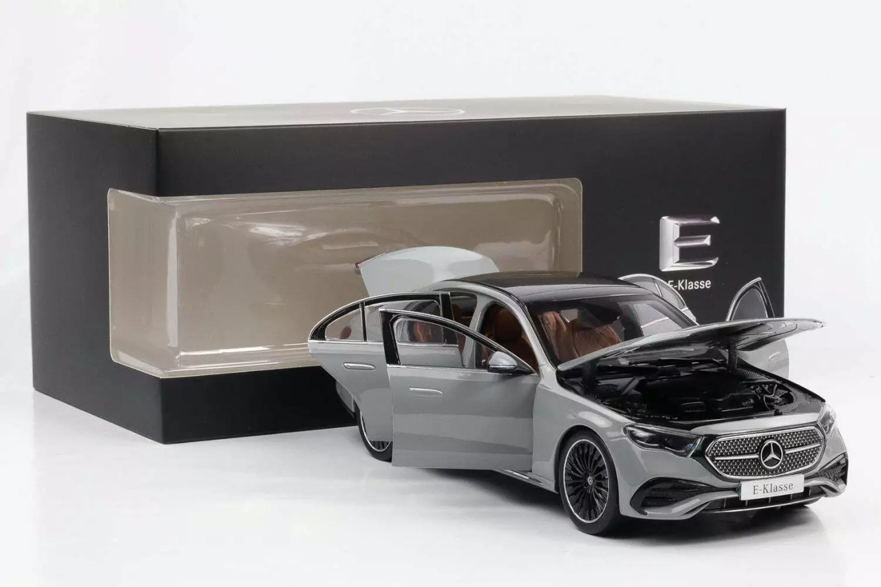 1/18 Dealer Edition 2024 Mercedes-Benz E-Class Limousine AMG