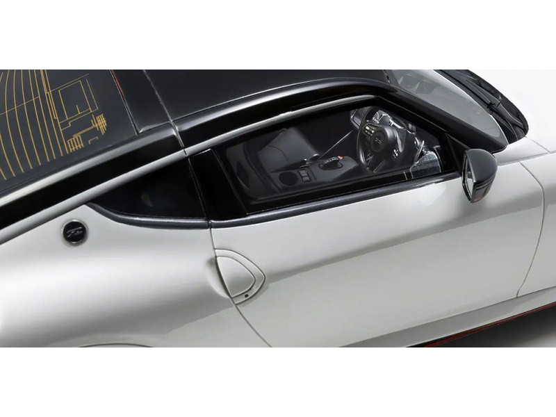 1/18 Kyosho 2024 Nissan Fairlady Z Nismo (White) Car Model