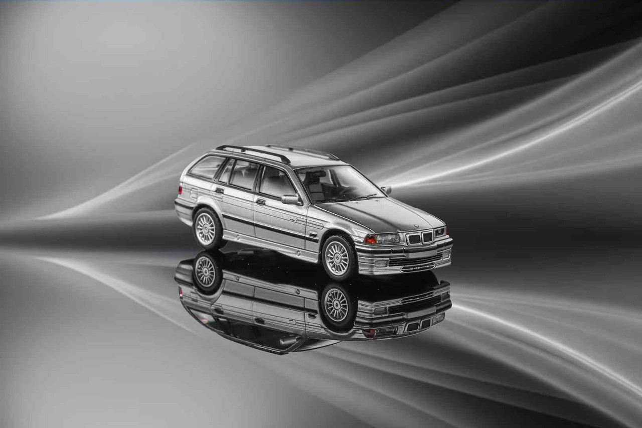 1/64 Mortal E30 M3 Style Touring Wagon AIT Openable Hood Diecast Car Models 1/64 Mortal E30 M3 Style Touring Wagon AIT Openable Hood Diecast Car Models