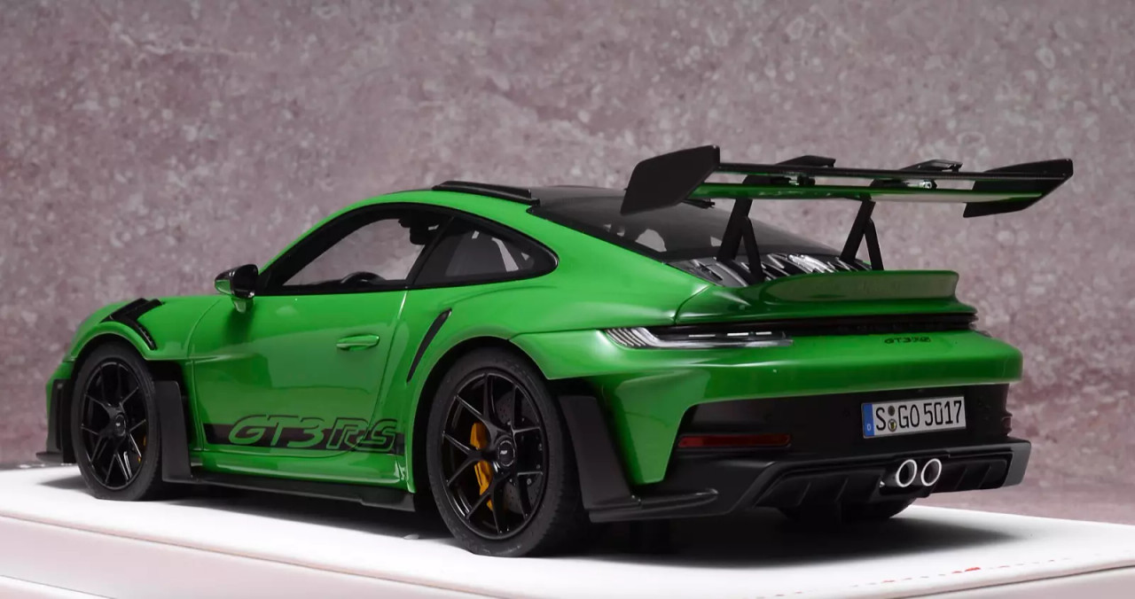 1/18 Ivy Merit Porsche 911 992 GT3 RS Weissach Package (Green with