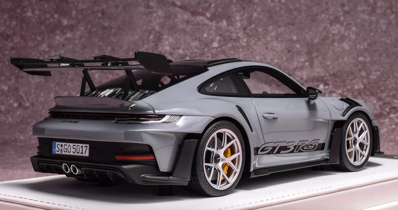 1/18 Ivy Merit Porsche 911 992 GT3 RS Weissach Package (Nardo Grey