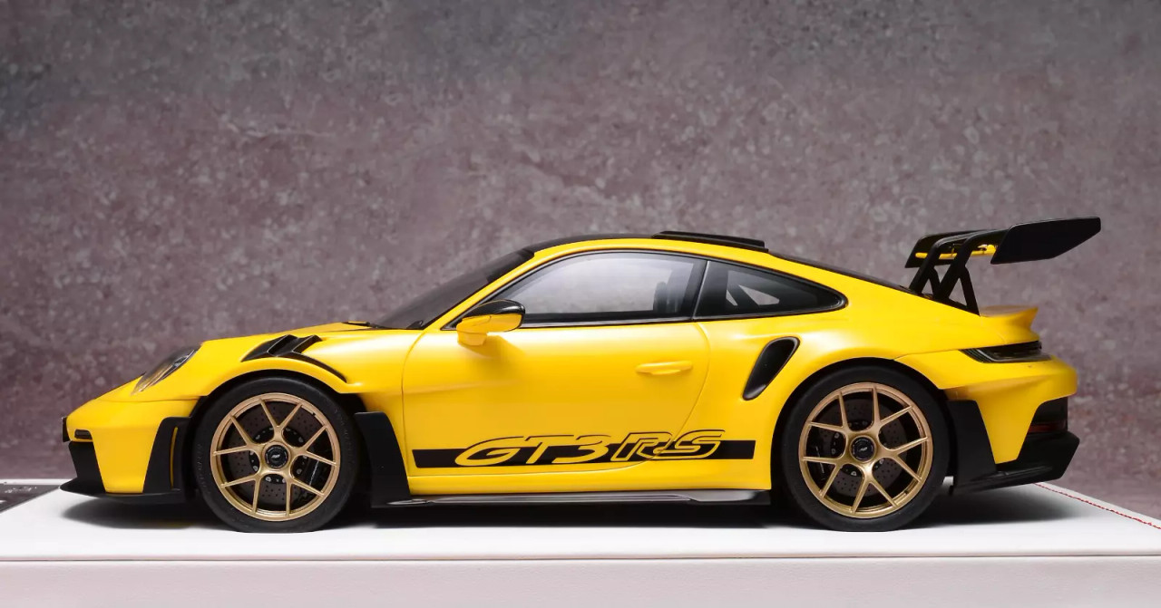 1/18 Ivy Merit Porsche 911 992 GT3 RS Weissach Package (Yellow
