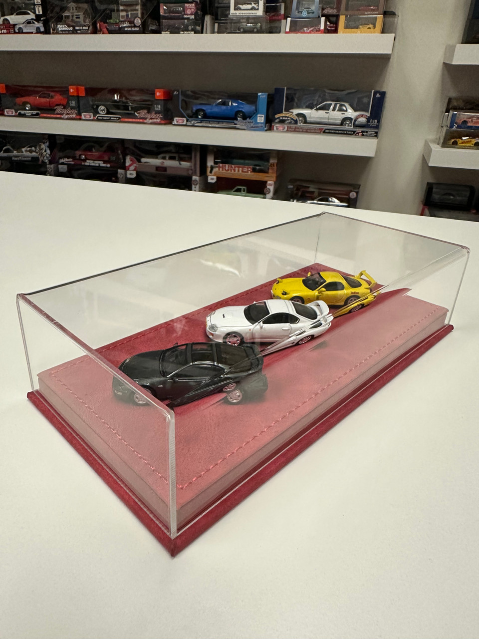 専用　セット 3-Car Set with Display Case: 1/64 1997 Toyota Supra (White), 1/64