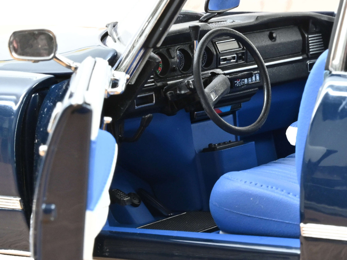 1/18 Norev 1974 Citroen DS 23 DS23 Pallas (Orient Blue with Blue